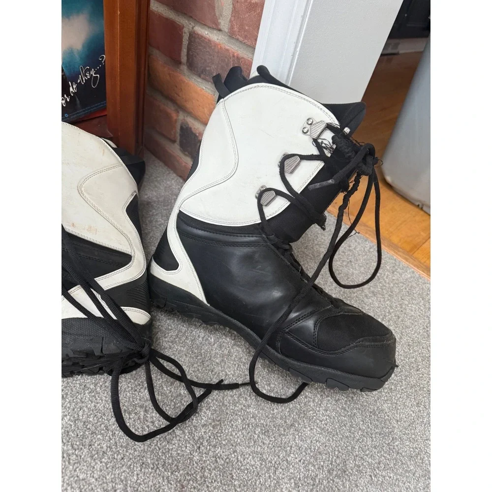 System Snowboard Boots Black White Men's‎ Size 13 Lace Traditional Lacing